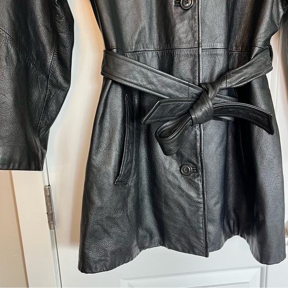 Vintage Women’s black leather jacket Genuine leather jacket Y2K style Size PL - Picture 2 of 6